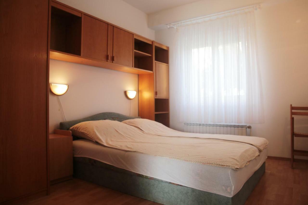 Apartment Rude Водице Екстер'єр фото